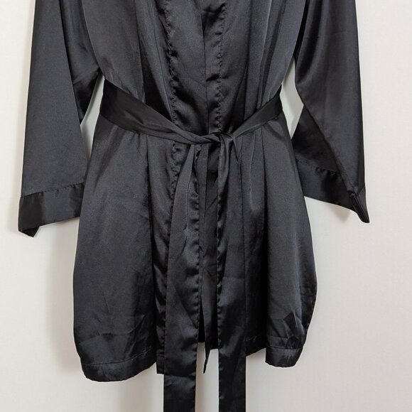 Vintage Y2K Victoria’s Secret Black Satin Belted Short Robe Kimono Long Sleeve - Picture 2 of 16